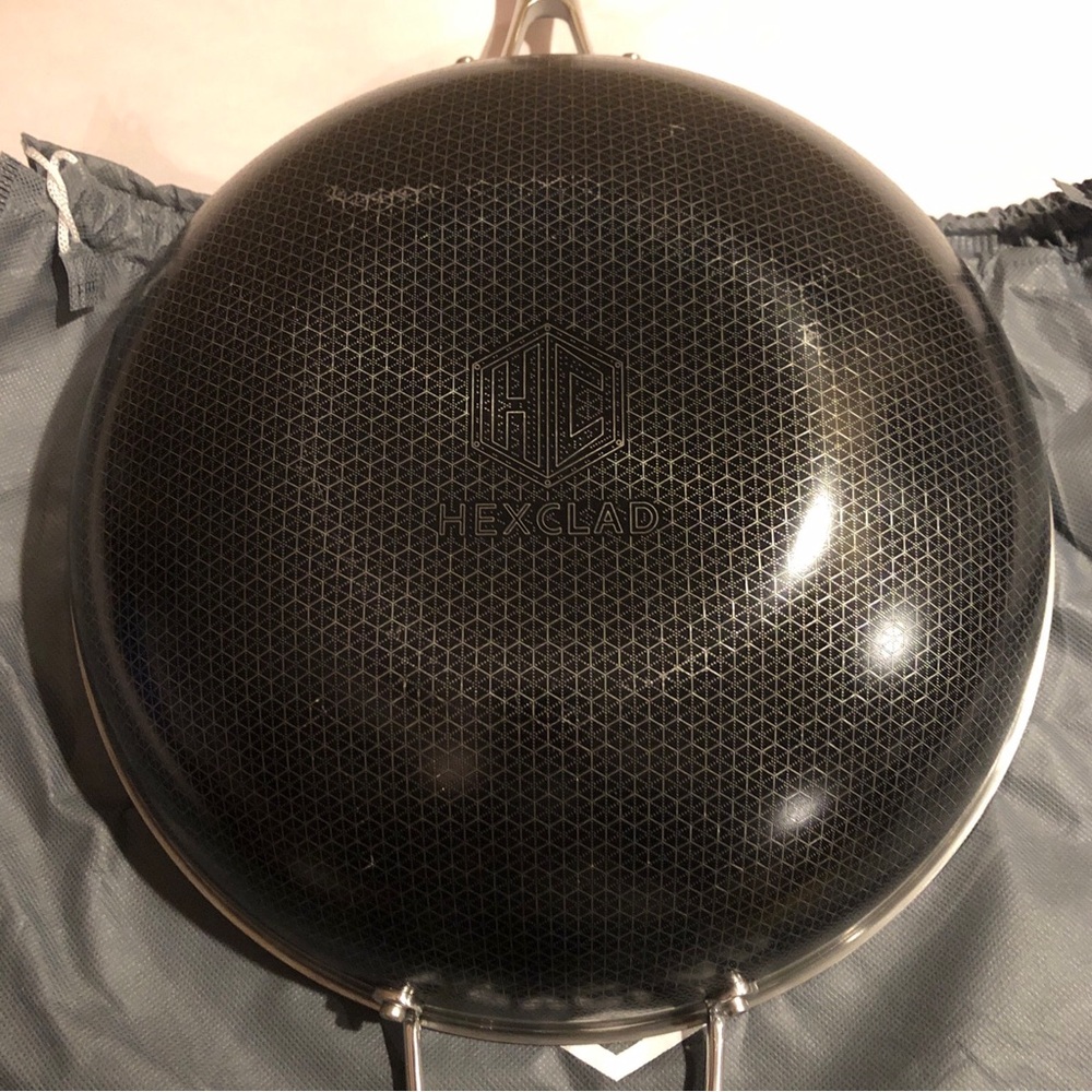 HexClad 12-Inch Wok Hybrid Nonstick Cookware Stay Cool Handle - Picture 11 of 16